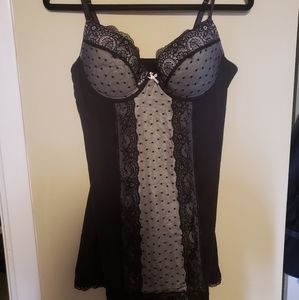 La Vie En Rose Lingerie